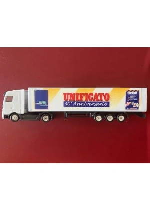 CAMION MERCEDES UNIFICATO 04